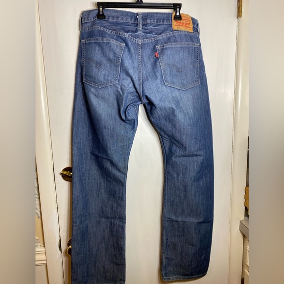 LEVI’S 514 MEN’S LIGHTWASH JEANS - Picture 3 of 8